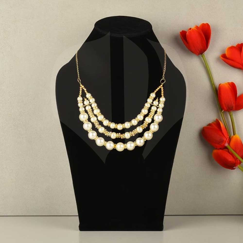 Pearls for her